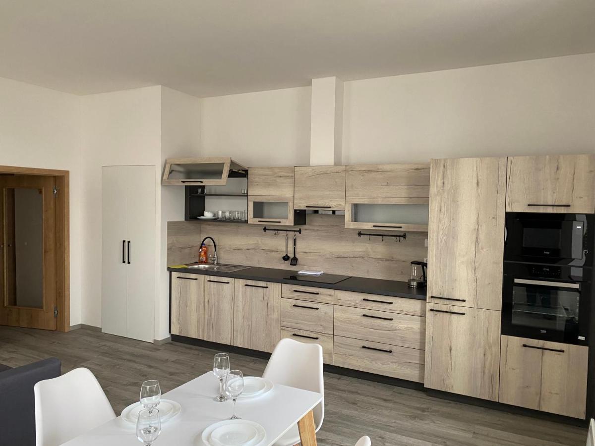 Appartement Klicperovo 3Kk à Hradec Králové Extérieur photo